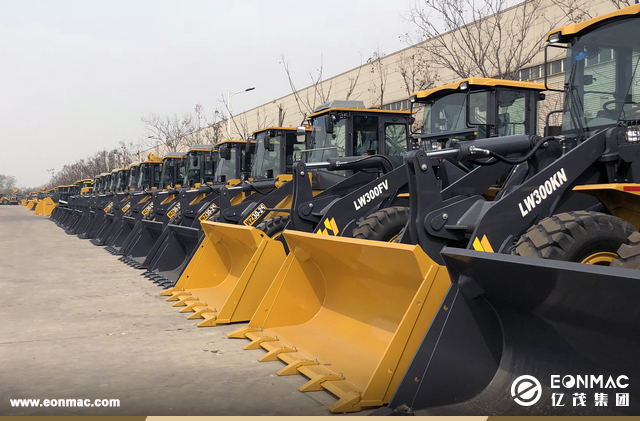 阿尔及利亚客户参观徐工平地机工厂